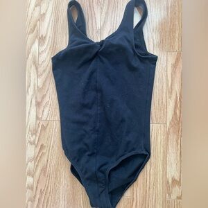 Mondor girls dance leotard size XS 9-11 years